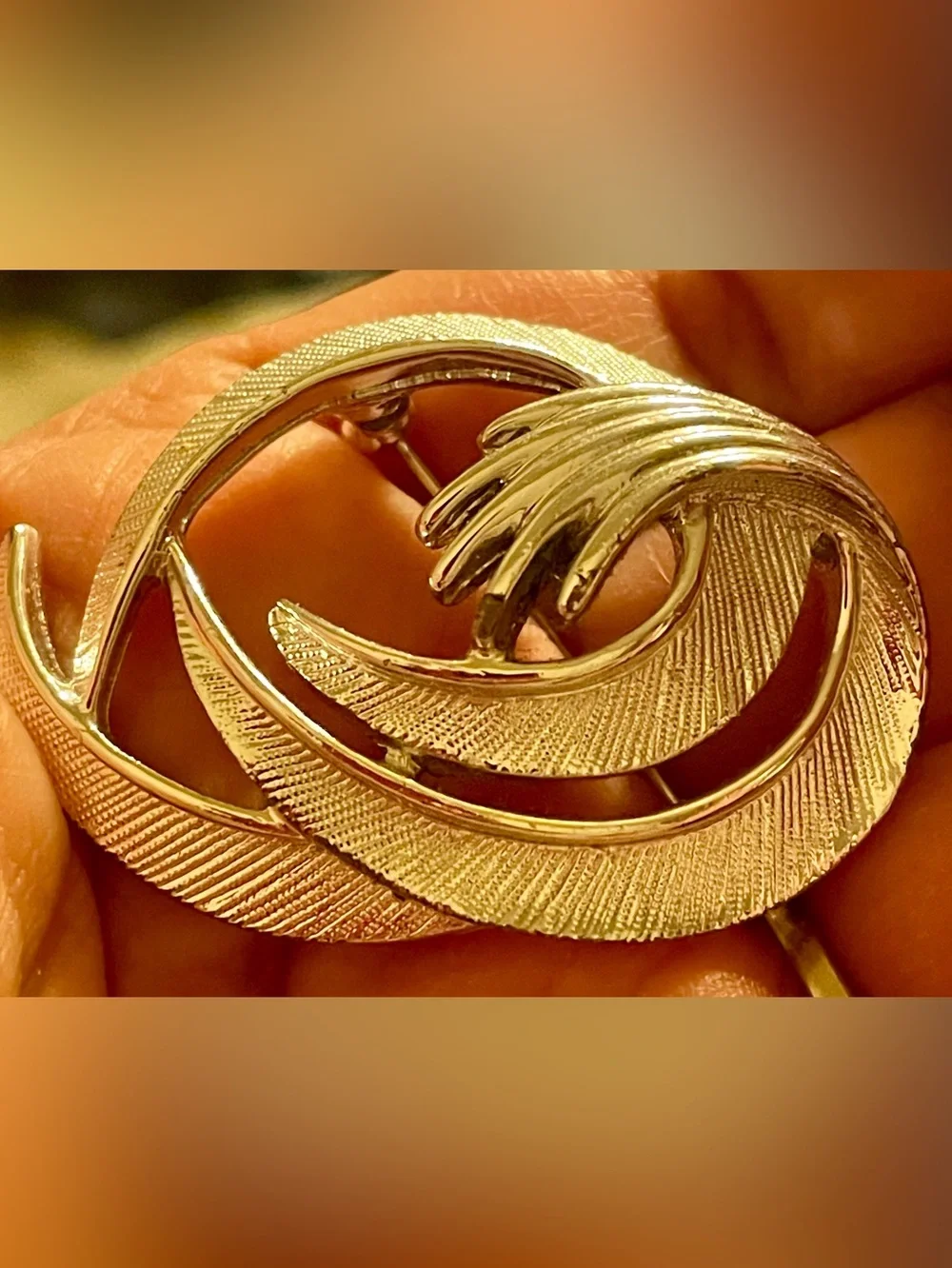 Sarah Coventry Sculpted Silver-Tone Feather Swirl Brooch